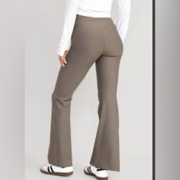 NWOT Old Navy EXTRA high waist ribbed super flare leggings size XS - Picture 2 of 10